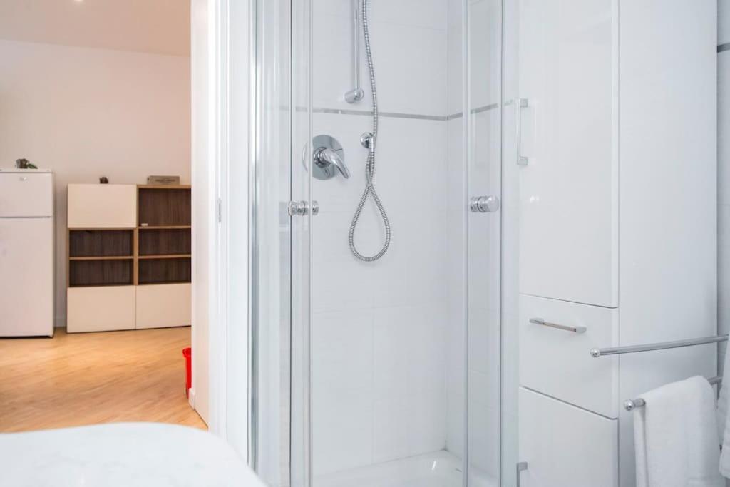 ترينتو B&B Gocciadoro 26 Nuovo, Climatizzato, Zona Ospedale, Posto Auto المظهر الخارجي الصورة